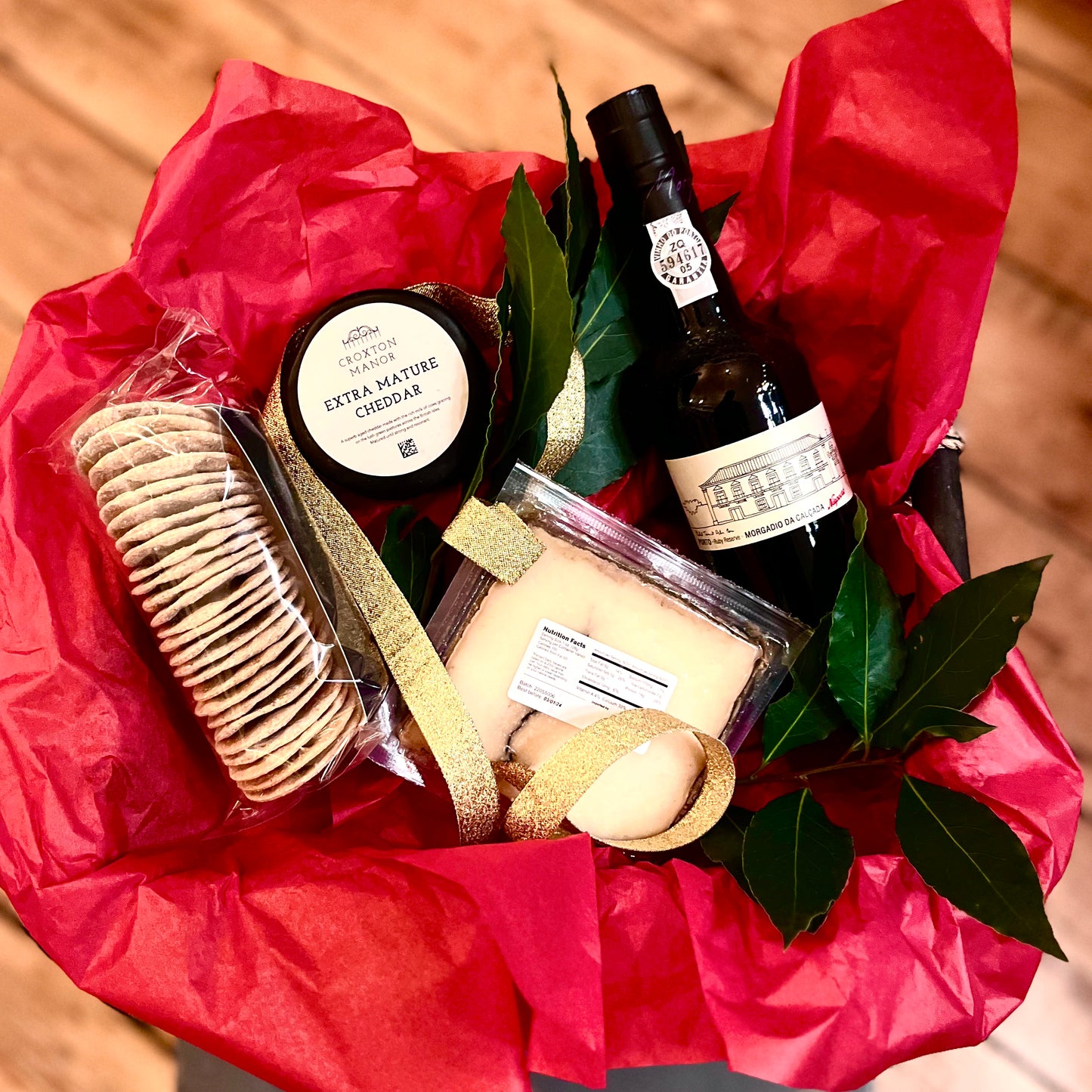 D Vine's Hampers - Cheese & Port