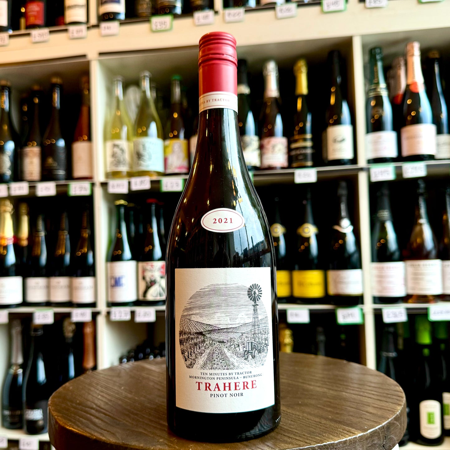 Ten Minutes by Tractor, Trahere Pinot Noir 2021, Mornington Peninsula, Australia