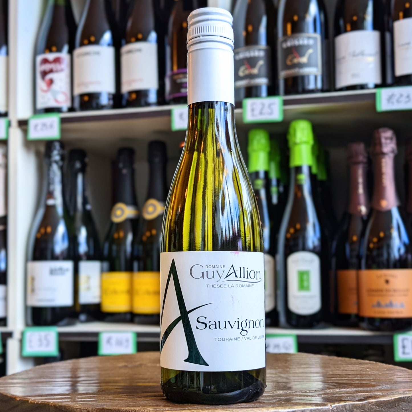 Domaine Guy Allion, Sauvignon Blanc, Touraine, Loire Valley, France HALF BOTTLE (37.5cl)