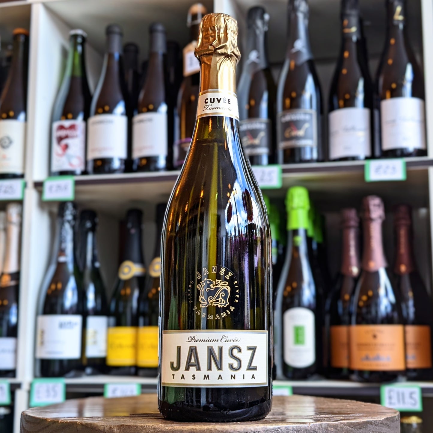 Jansz, NV Premium Cuvee, Pipers Brook, Tasmania, Australia