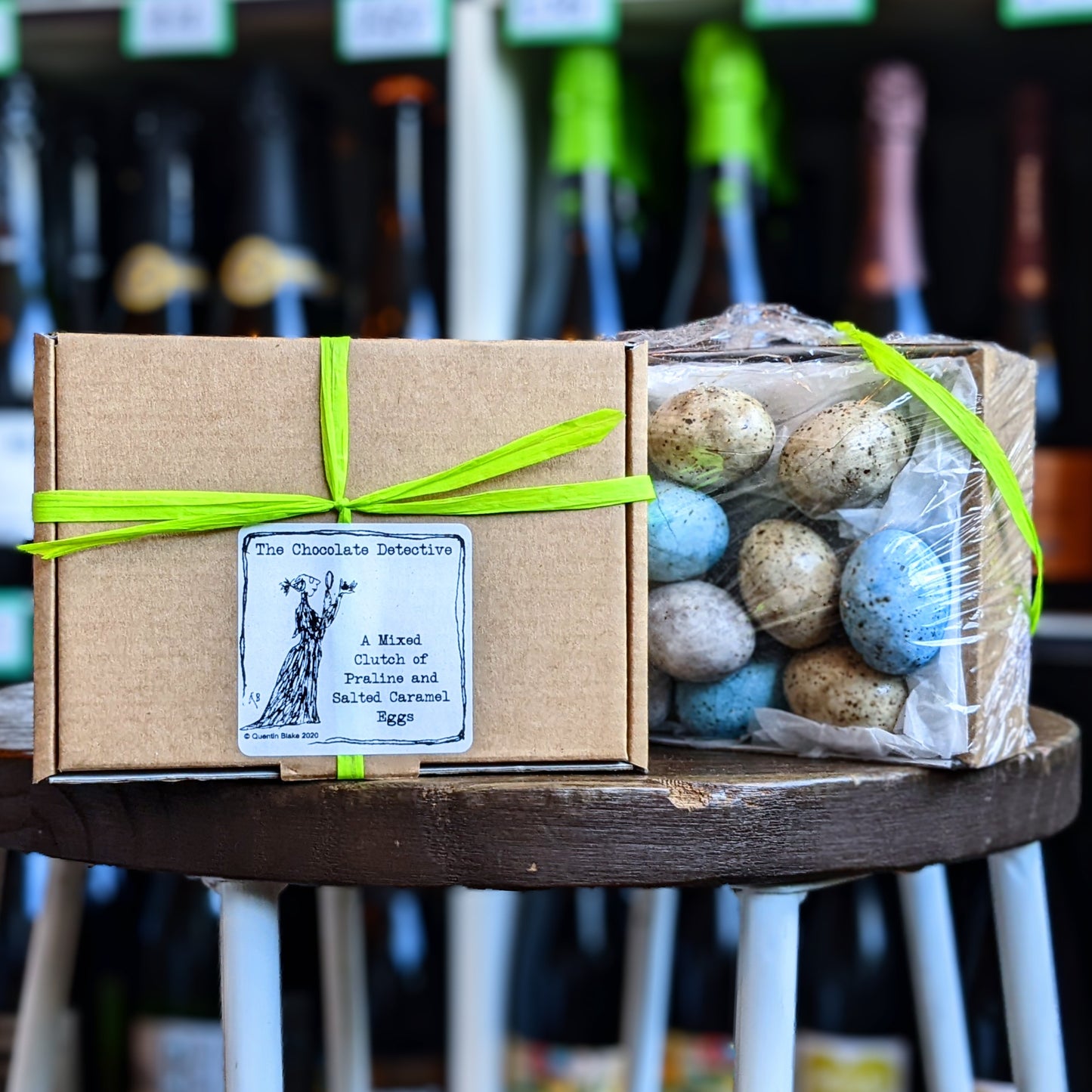 The Chocolate Detective, Praline and Salted Caramel Chocolate Bird Eggs, Mixed Box of 12, London, England (145g)