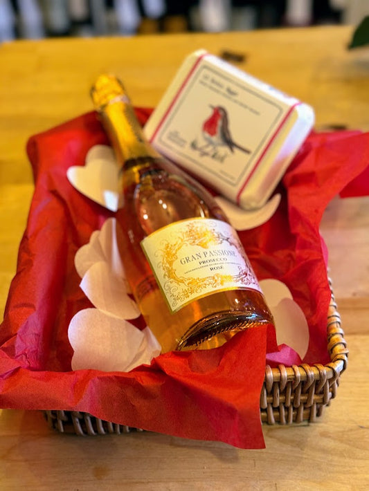 Valentines : Gran Passione Prosecco Rose + Chocolate Gulls Eggs